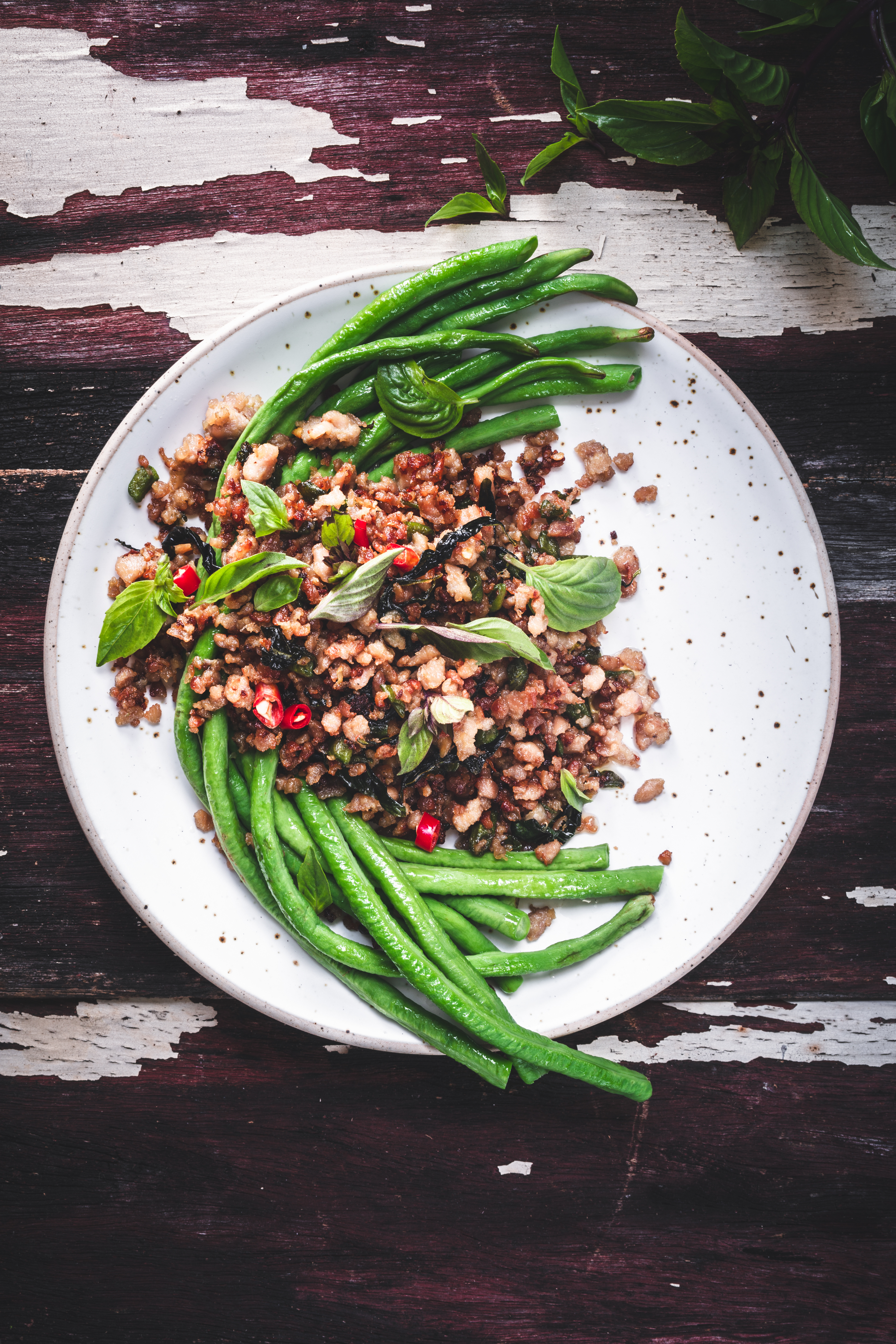 Emincé de porc sauté à la thai